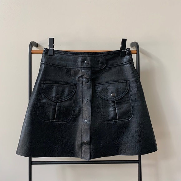 Zara Leather Mini Skirt - Picture 1 of 4